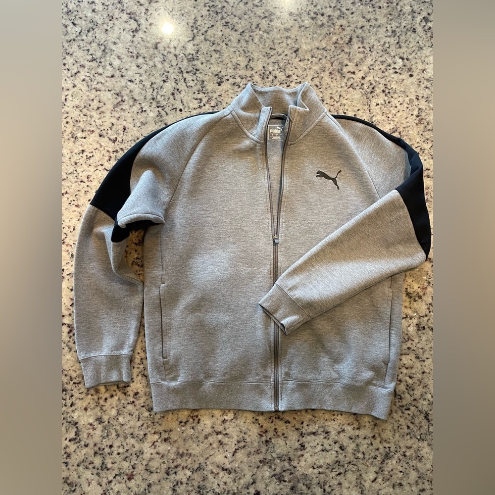 New Puma Zip-Up Sweater in Gray and Black size L